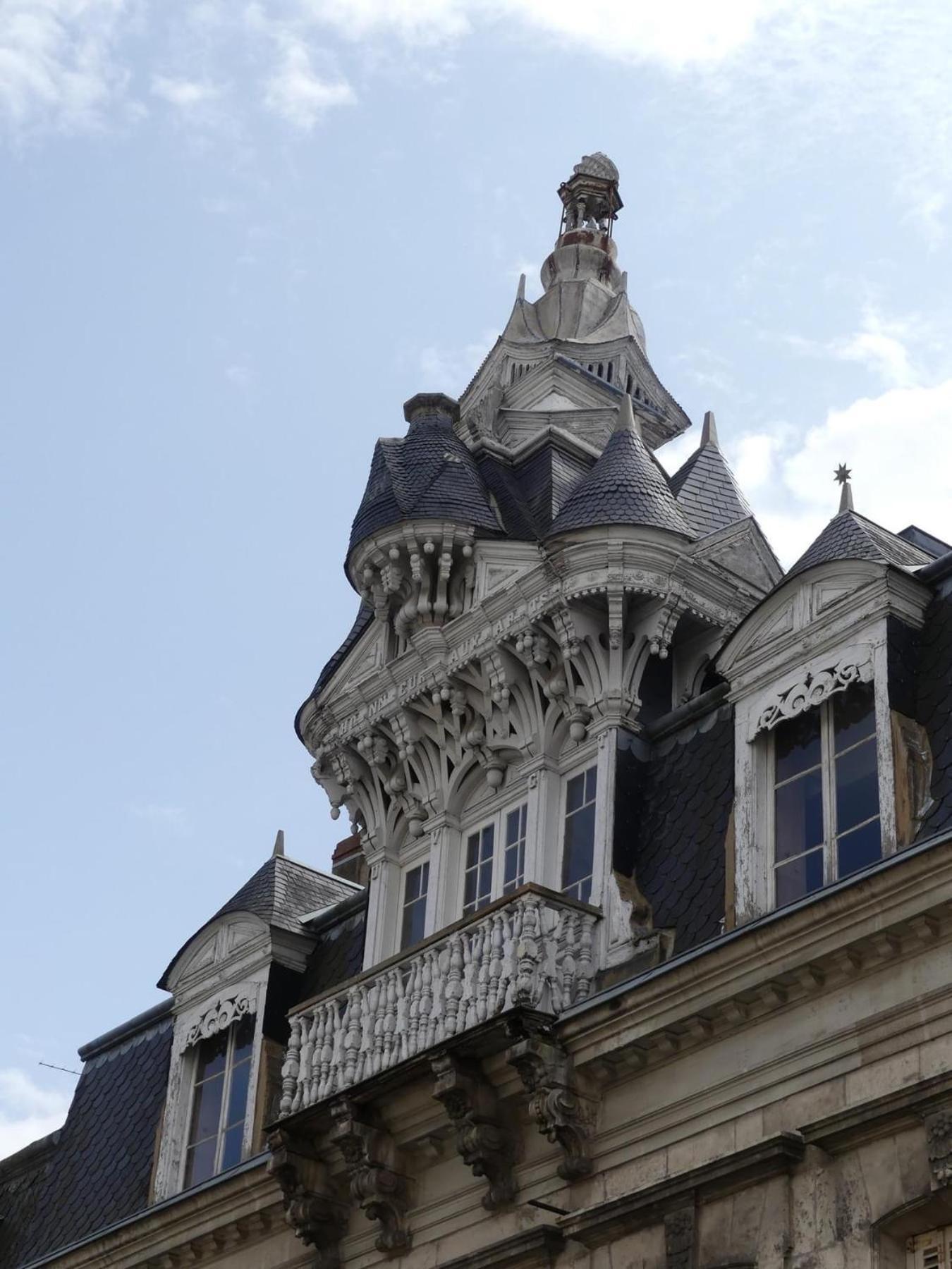 Maison A La Guitarde - Hotel Particulier Hippolyte Châteauroux Exterior photo